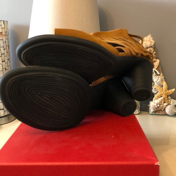 Archie Shoes - Picture 5 of 5